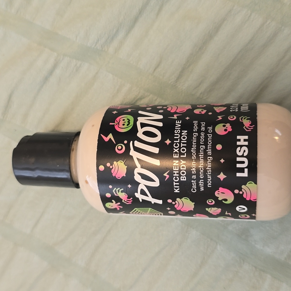 Lush Potion Body Lotion KITCHEN EXCLUSIVE 3.3 oz